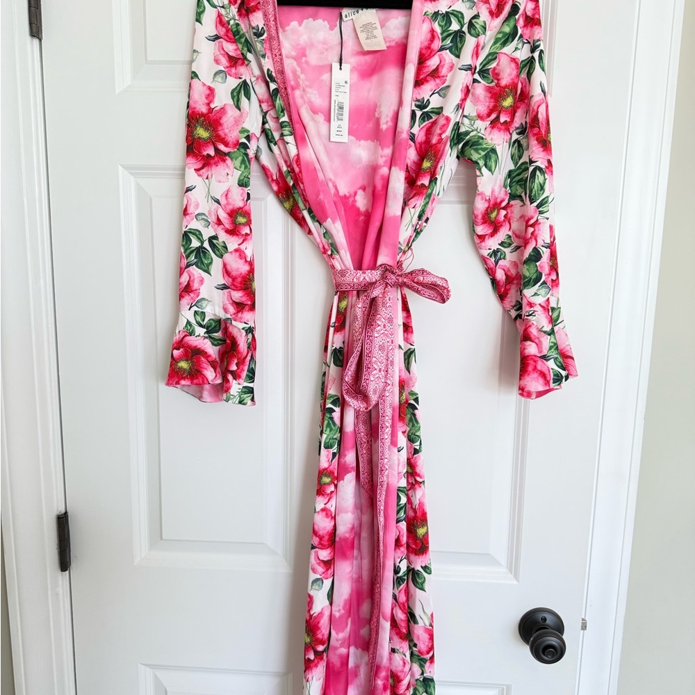 Alice + Olivia Pink Floral Satin Robe
